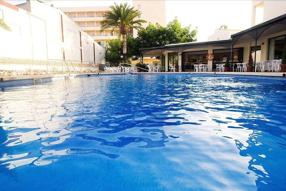 Hotel La Santa Maria Cala Millor  Exterior photo