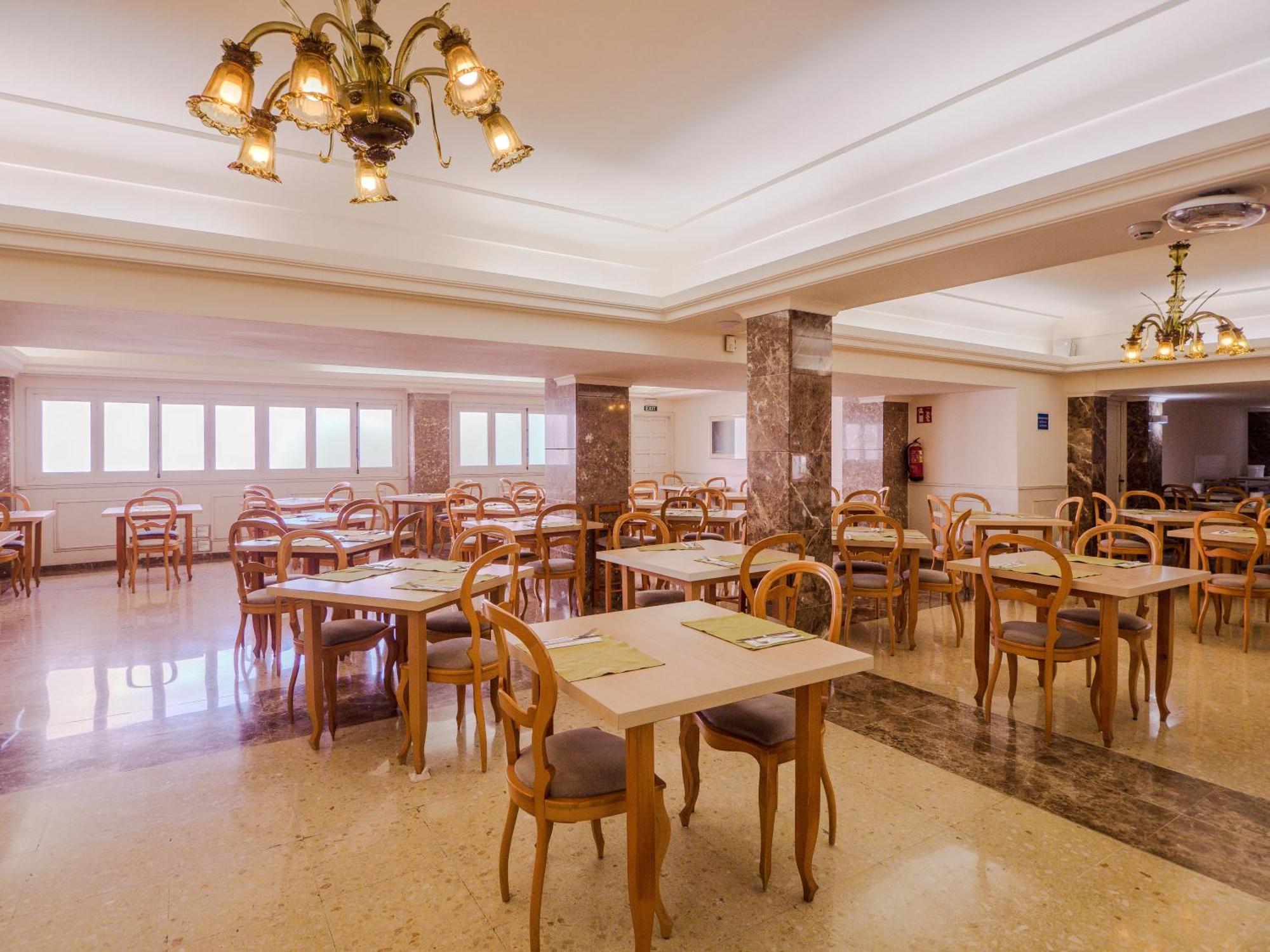 Hotel La Santa Maria Cala Millor  Exterior photo